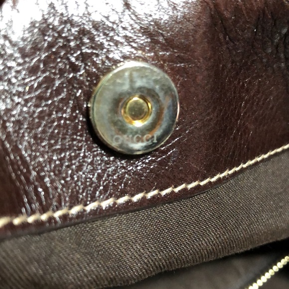 LARGE GUCCI HOBO CROSSBODY LEATHER BAG - Picture 16 of 16